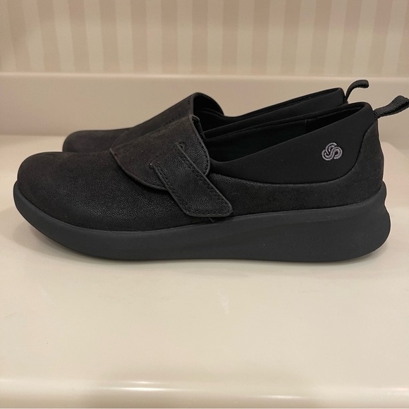 Clarks Women's Sillian 2.0 Ease Slip On Loafer - Picture 8 of 15